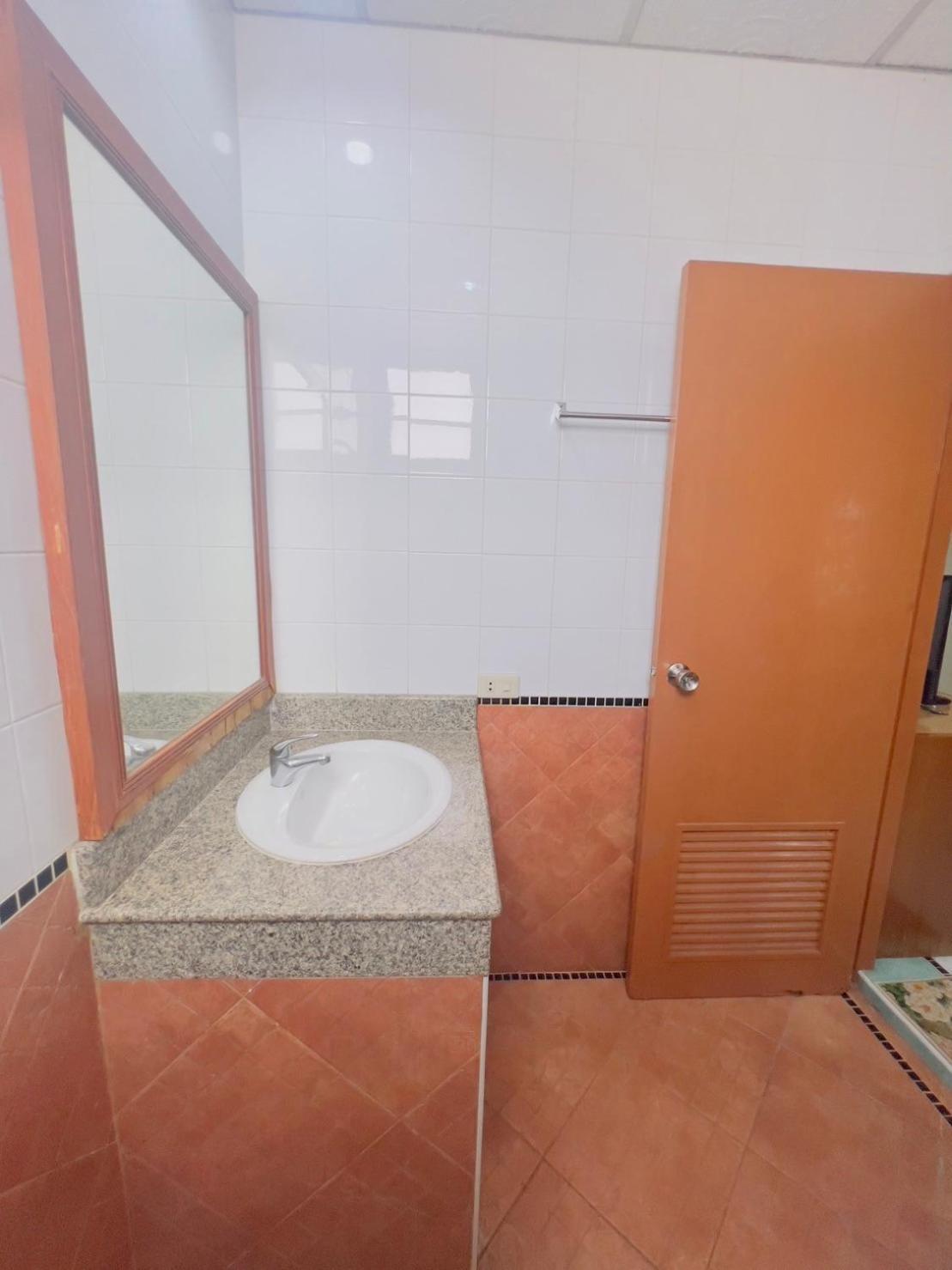 فندق Royal Vista Patong المظهر الخارجي الصورة