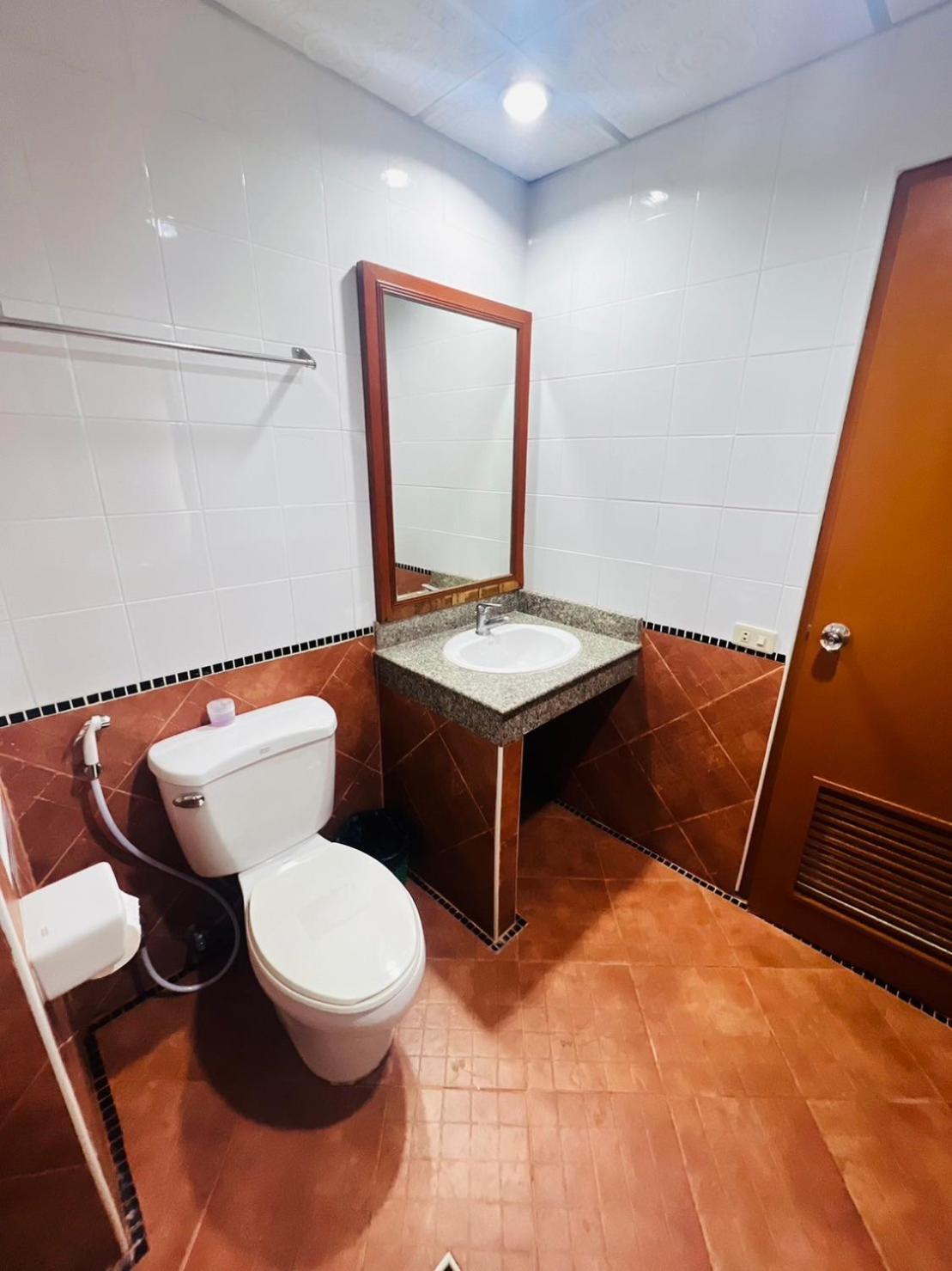 فندق Royal Vista Patong المظهر الخارجي الصورة