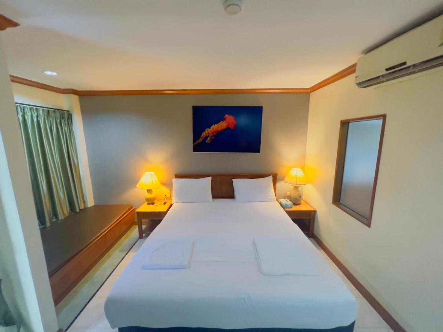 فندق Royal Vista Patong المظهر الخارجي الصورة