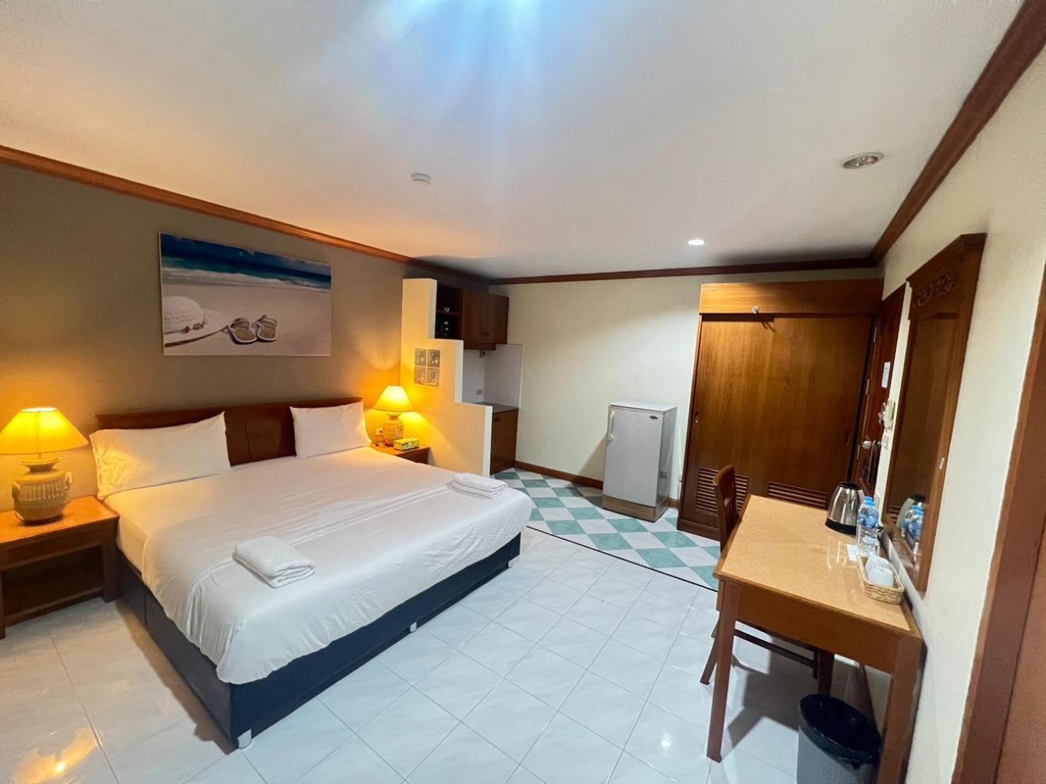فندق Royal Vista Patong المظهر الخارجي الصورة