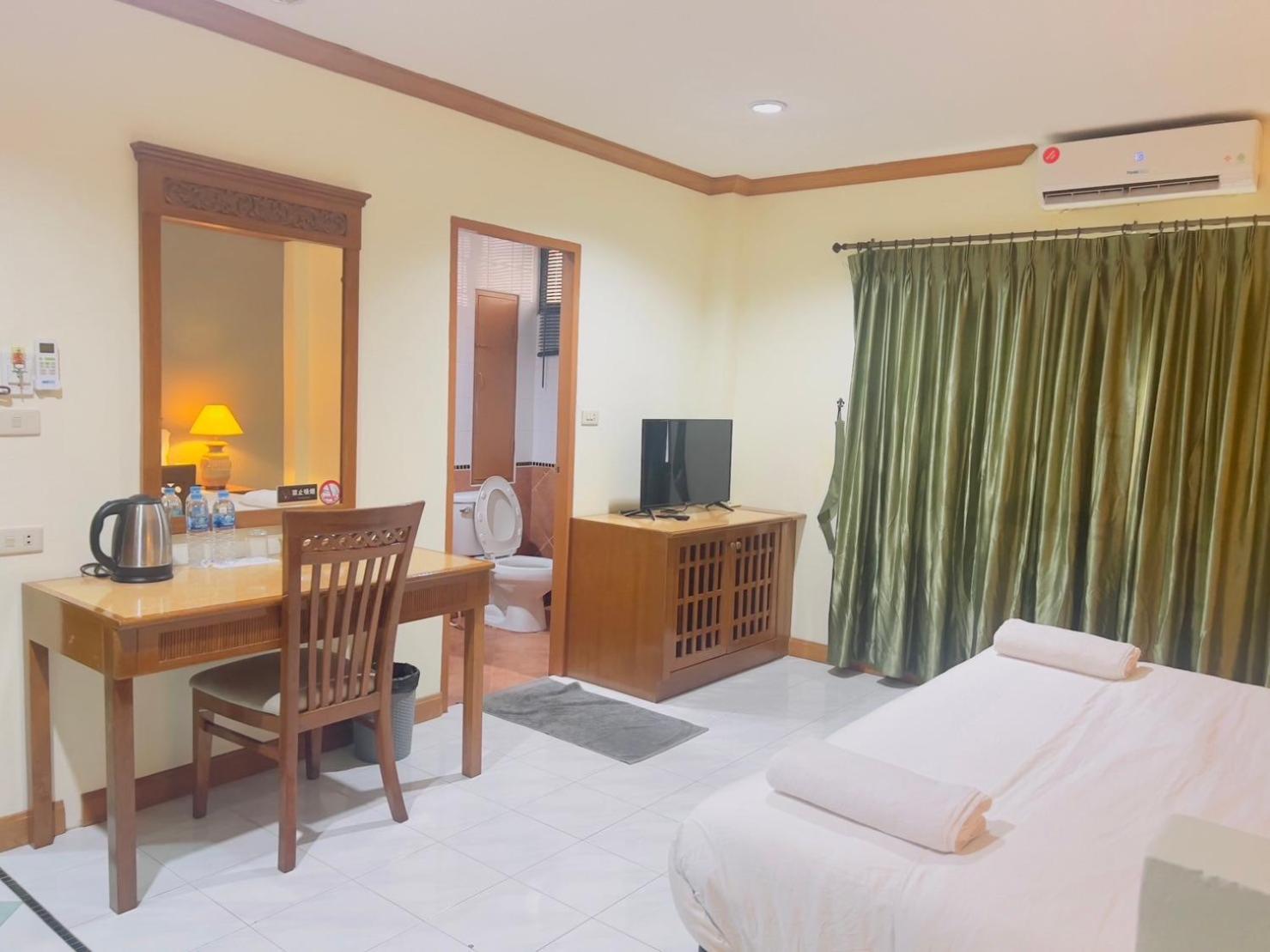 فندق Royal Vista Patong المظهر الخارجي الصورة